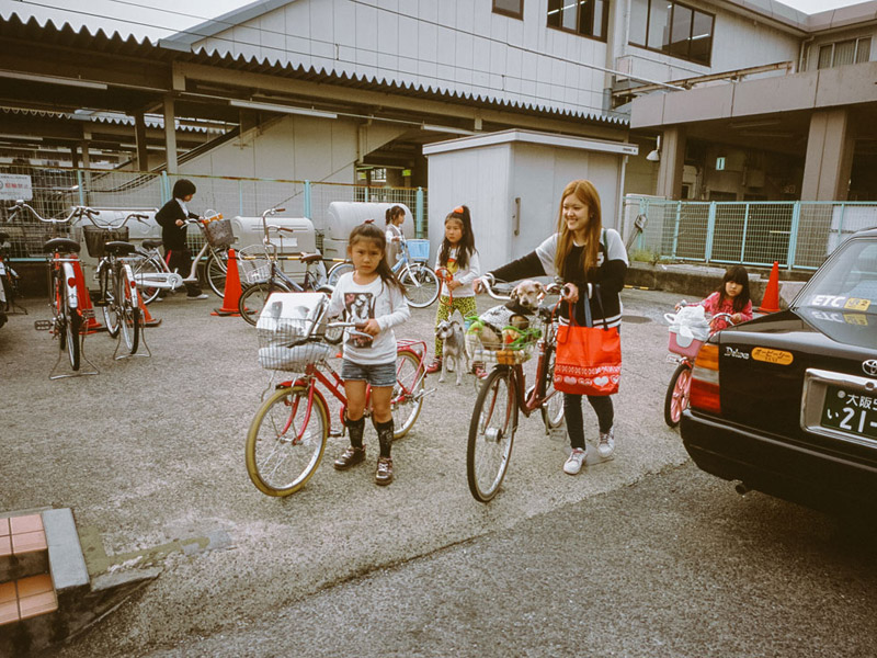 People in Shikoku, Tomasz Wagner, Contax G2, Japan 35mm Film Photography